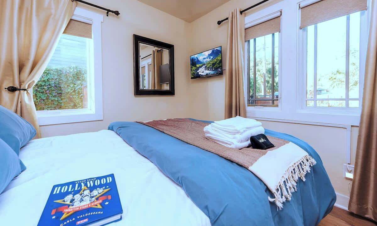 Photo of Bedroom in Atwater Village