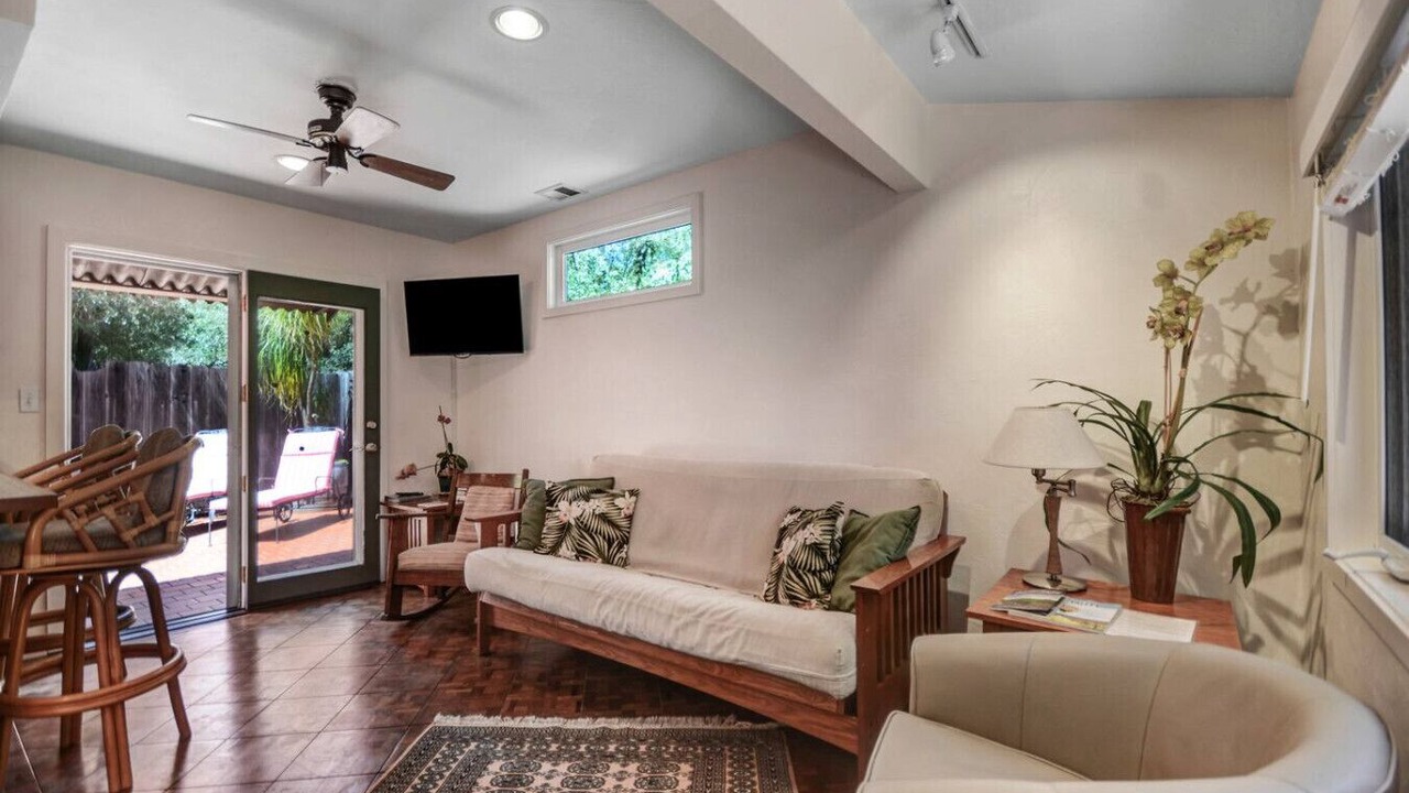 Photo of Livingroom in Sonoma