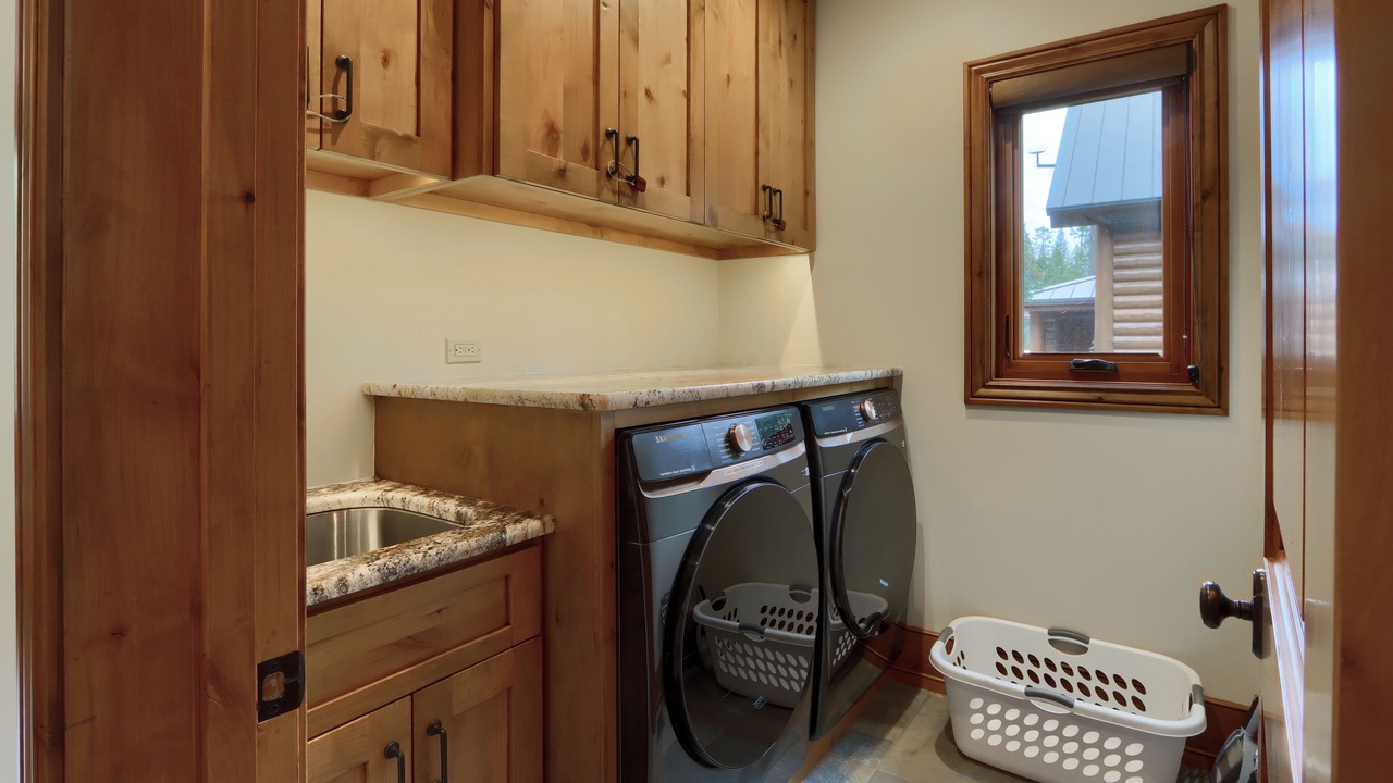 Photo of Bedroom in North Wawona