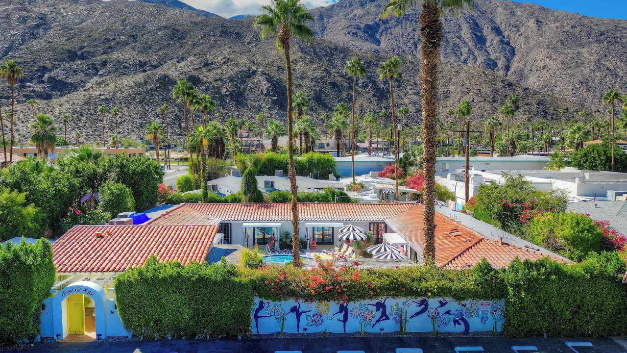 Photo of Outdoor in Tahquitz River Estates