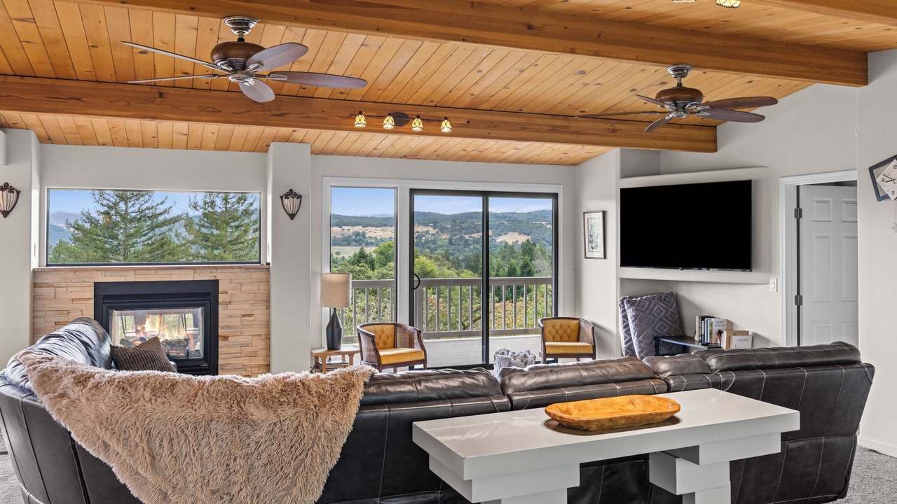 Photo of Livingroom in Santa Rosa