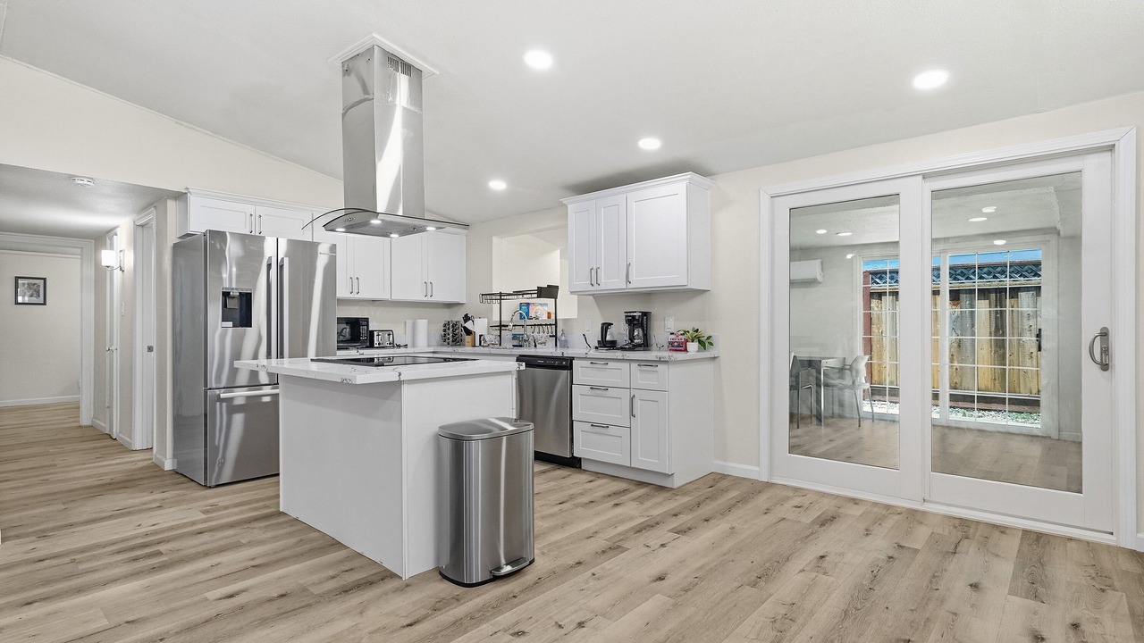 Photo of Kitchen in Tennyson - Alquire