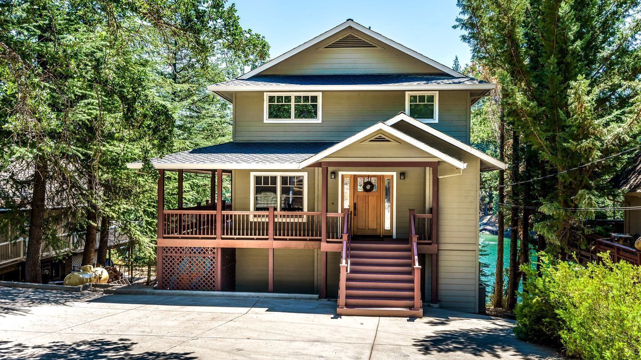 Photo of Outdoor in Groveland