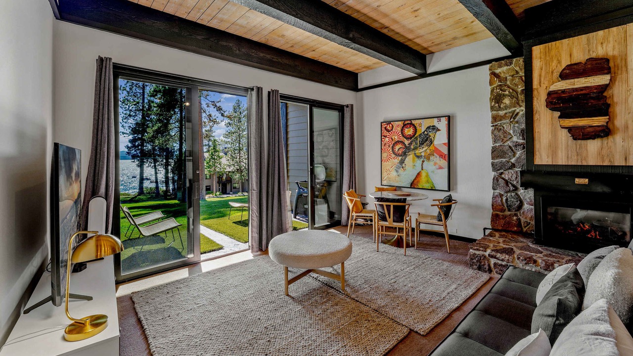 Photo of Livingroom in Brockway