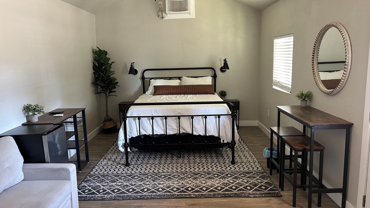 Photo of Bedroom in Peters