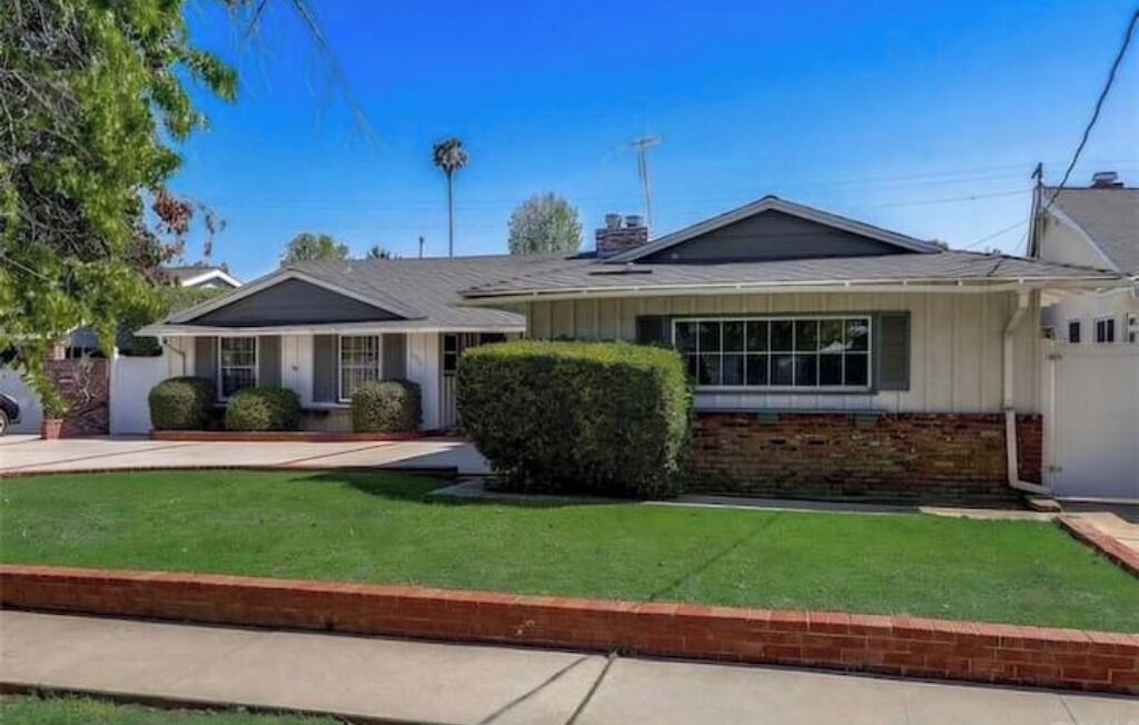 Photo of Outdoor in Sherman Oaks