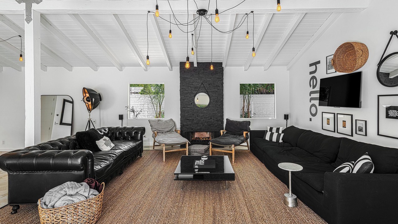 Photo of Livingroom in The Mesa