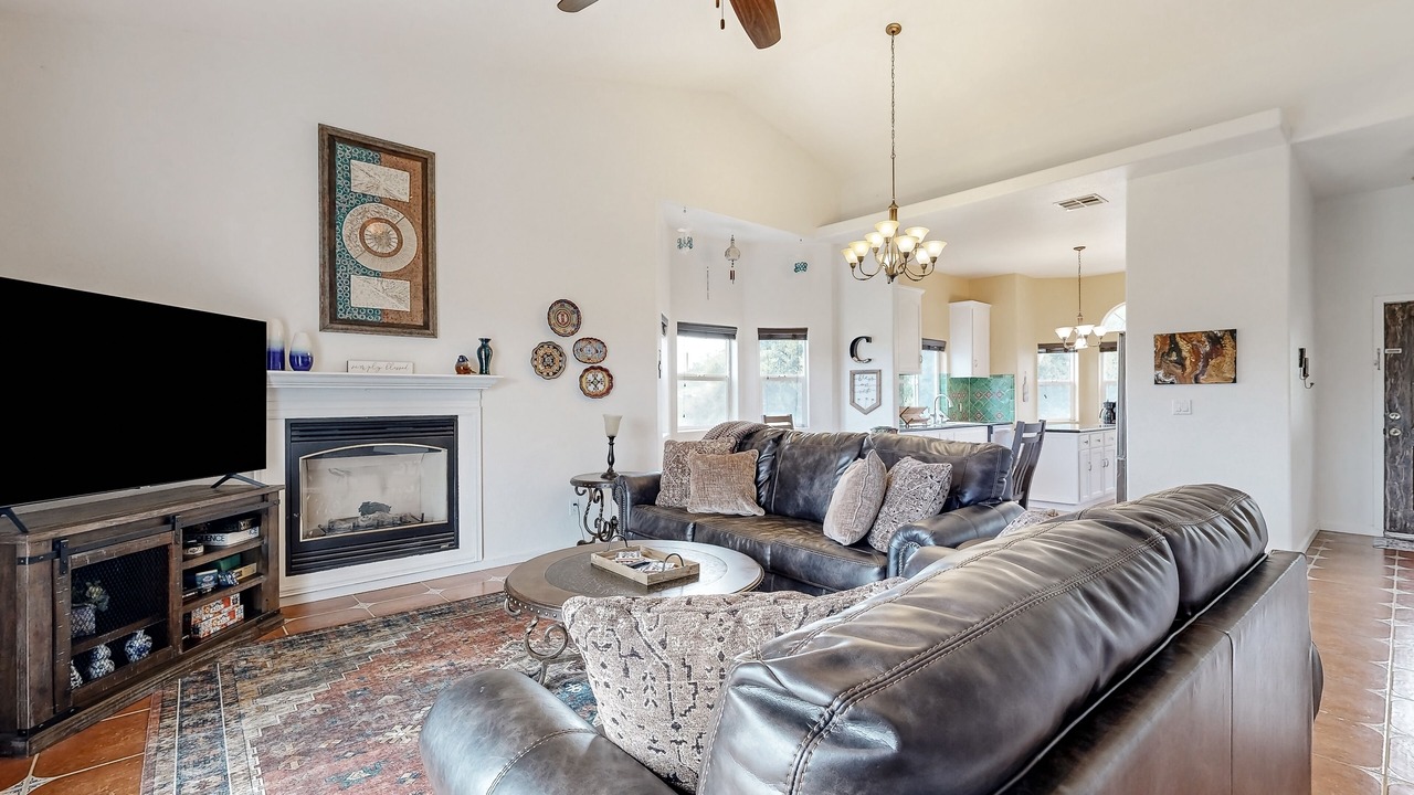 Photo of Livingroom in Copperopolis