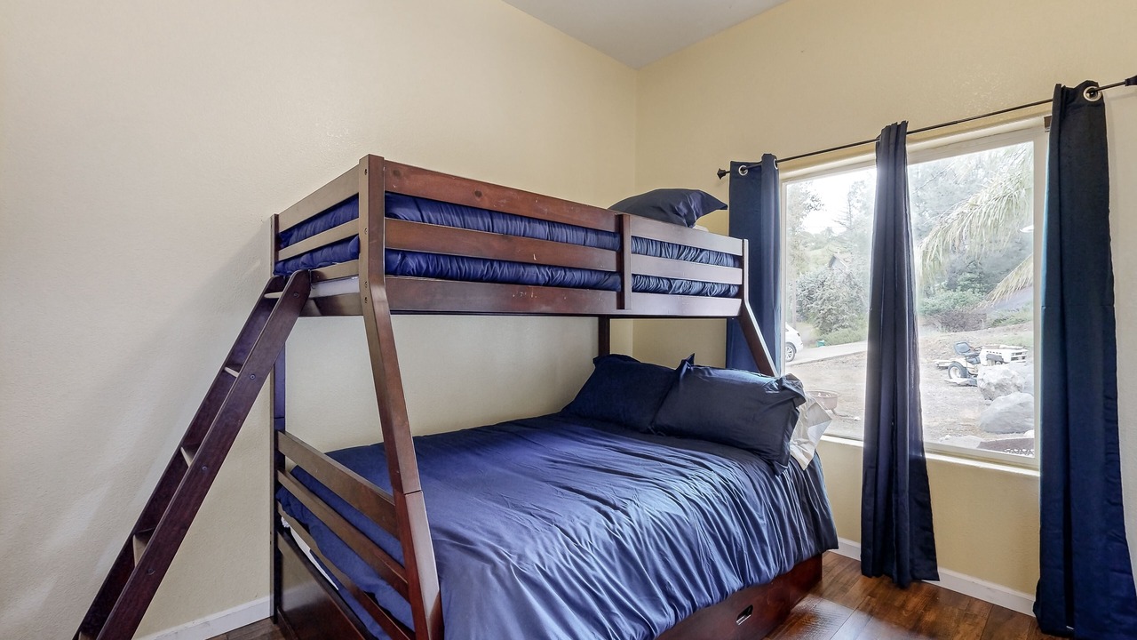 Photo of Bedroom in Copperopolis