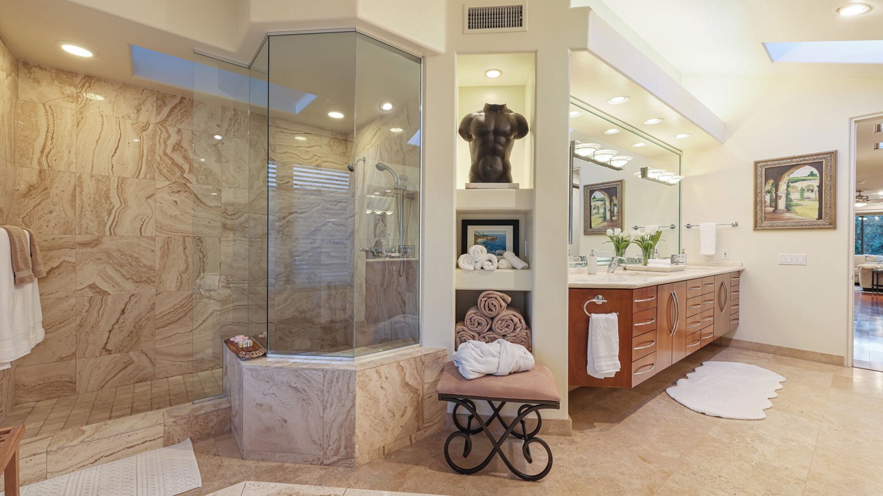 Photo of Bathroom in La Jolla Shores