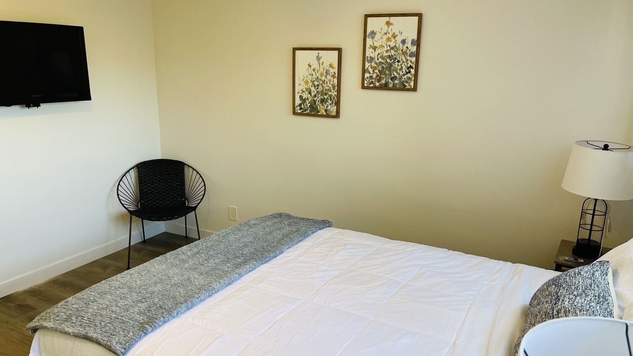 Photo of Bedroom in Sawtelle
