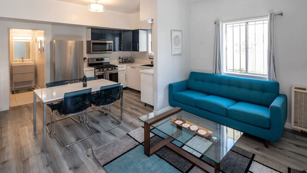 Photo of Livingroom in Carlson Park