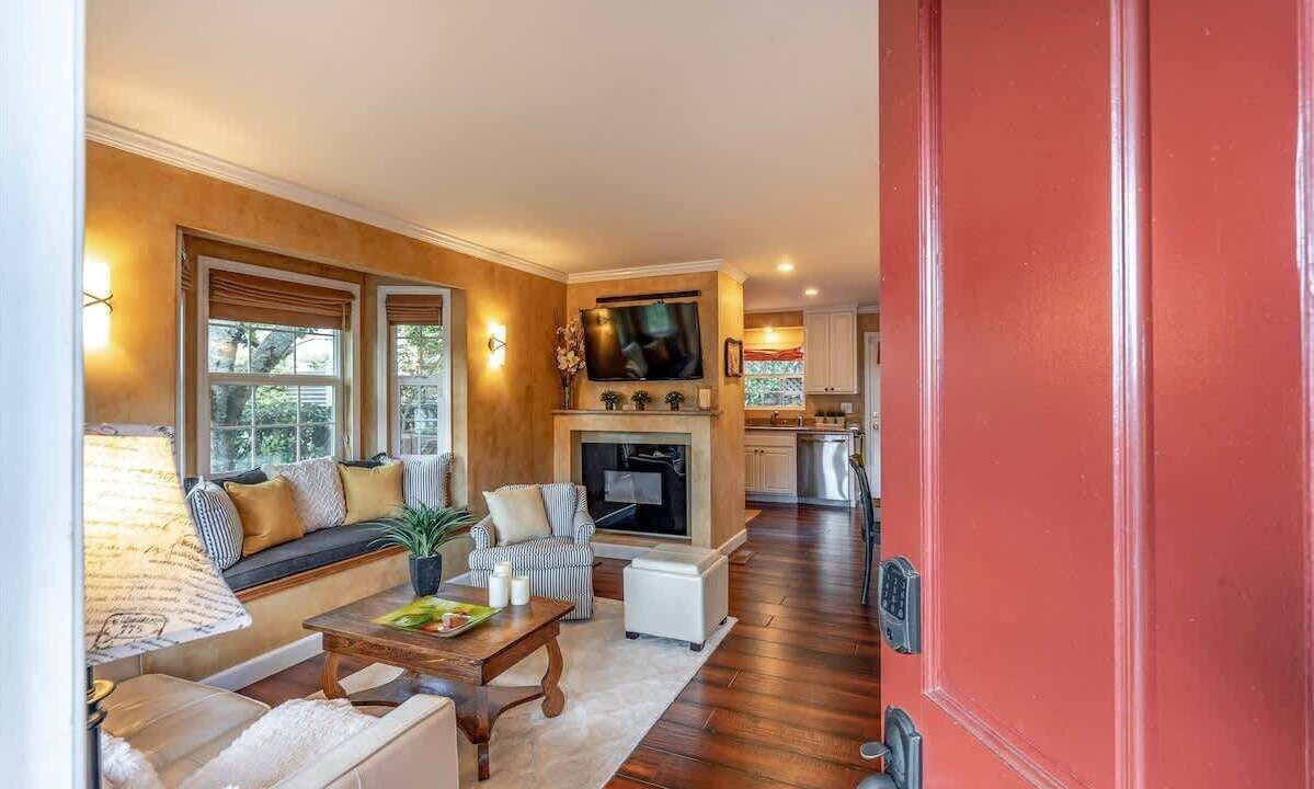 Photo of Livingroom in Healdsburg