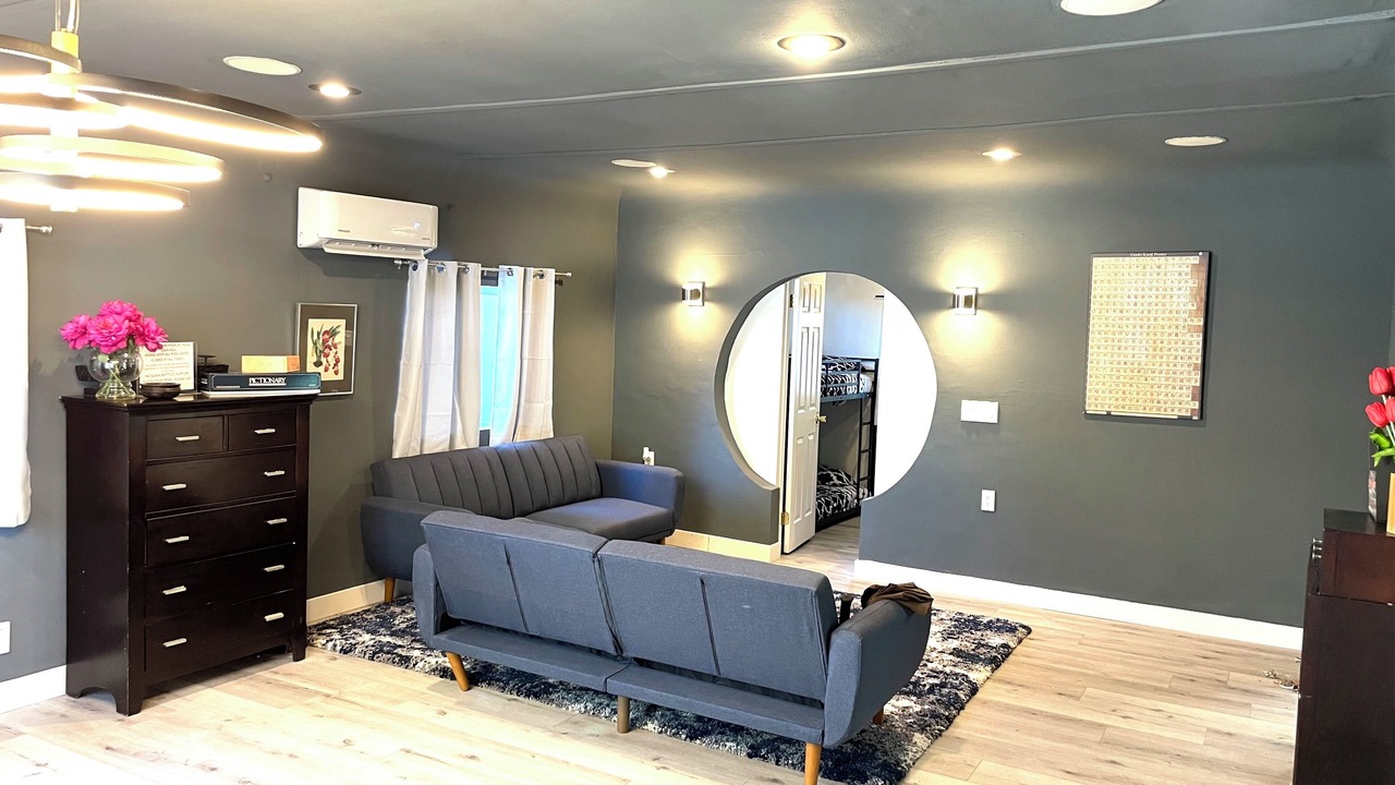 Photo of Livingroom in Sherman Oaks