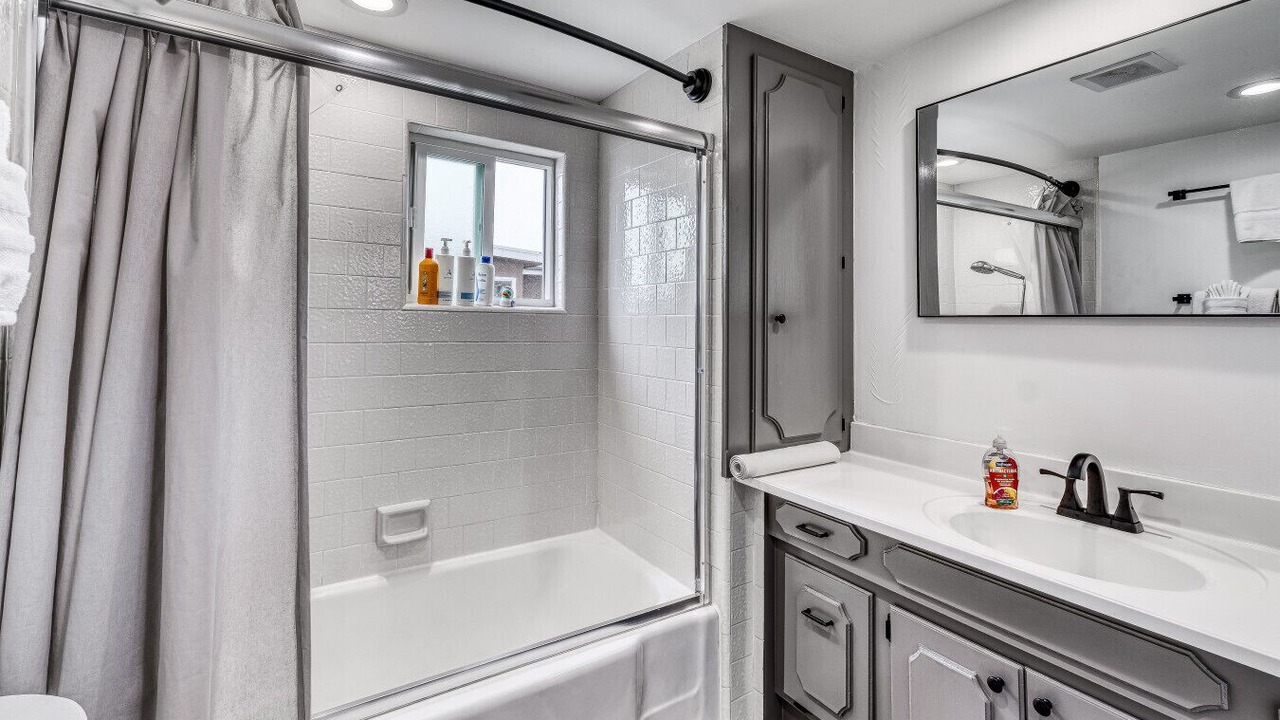 Photo of Bathroom in Cayucos