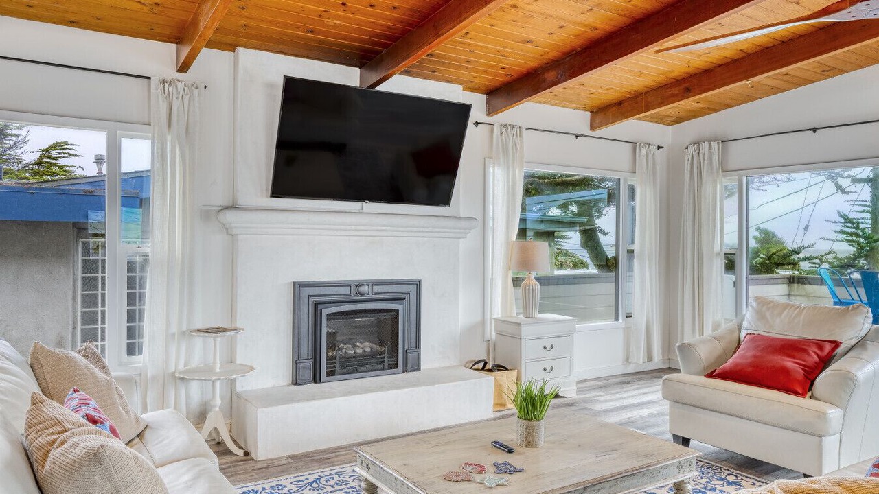 Photo of Bedroom in Cayucos