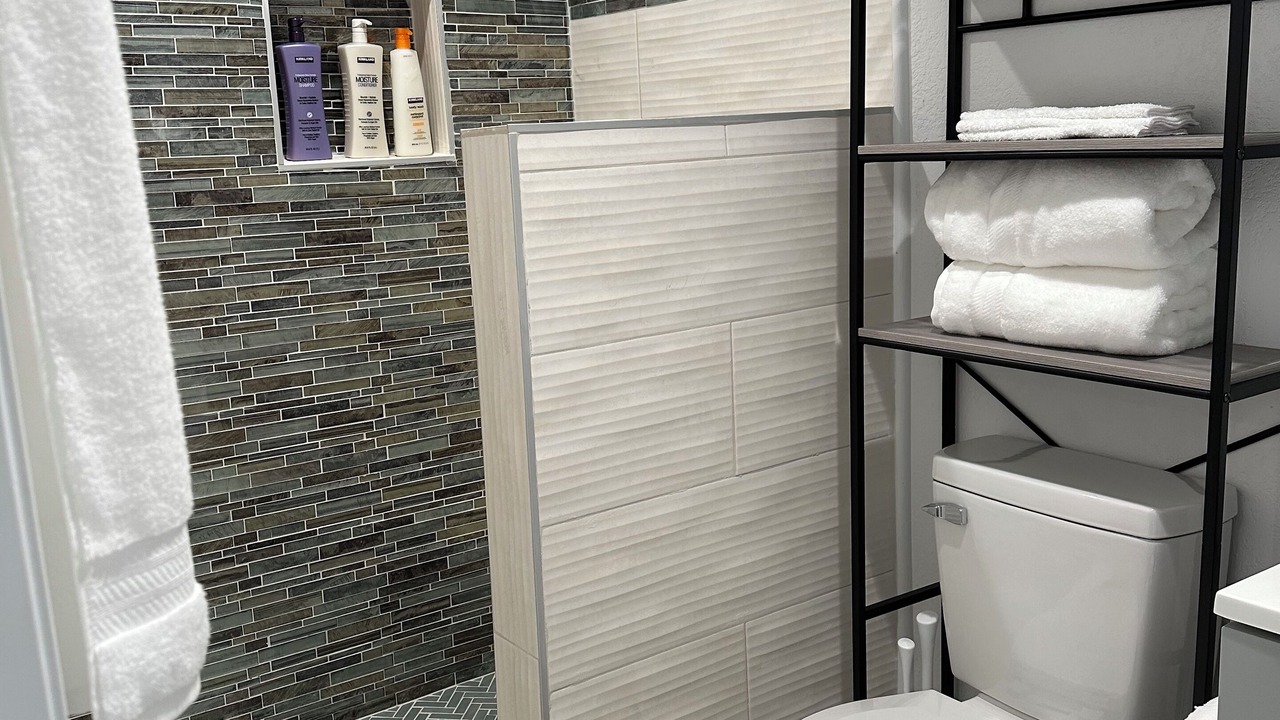 Photo of Bathroom in Orange