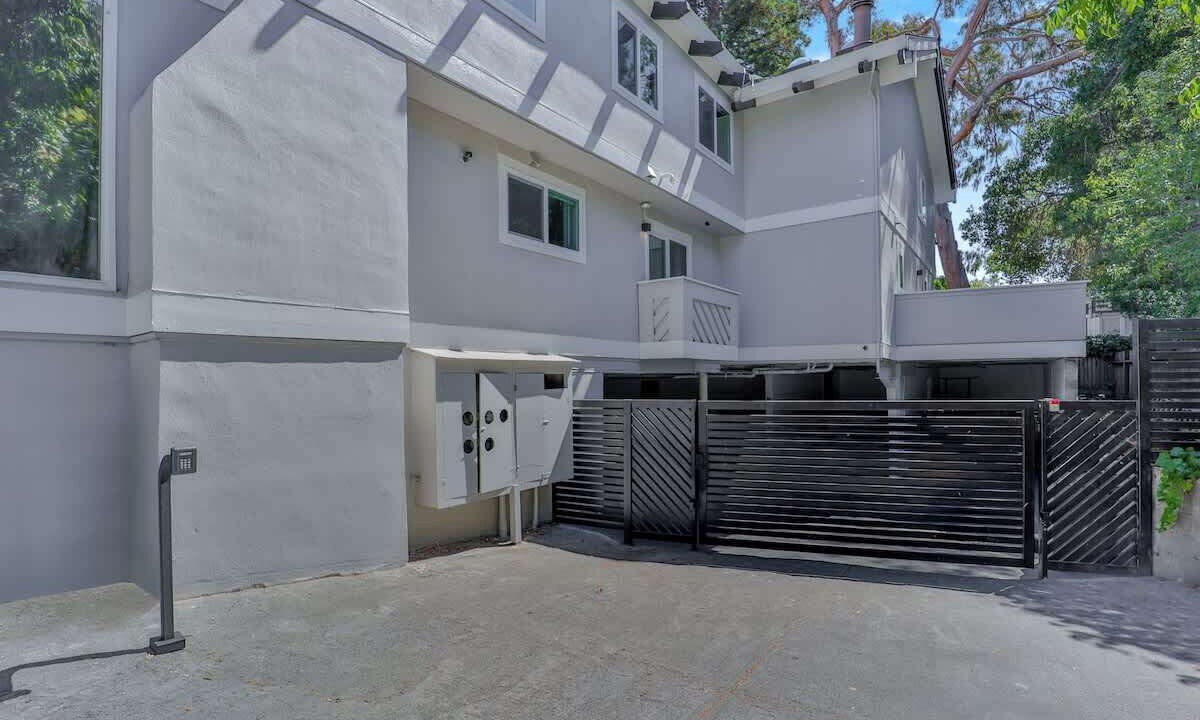 Photo of Outdoor in Menlo Park