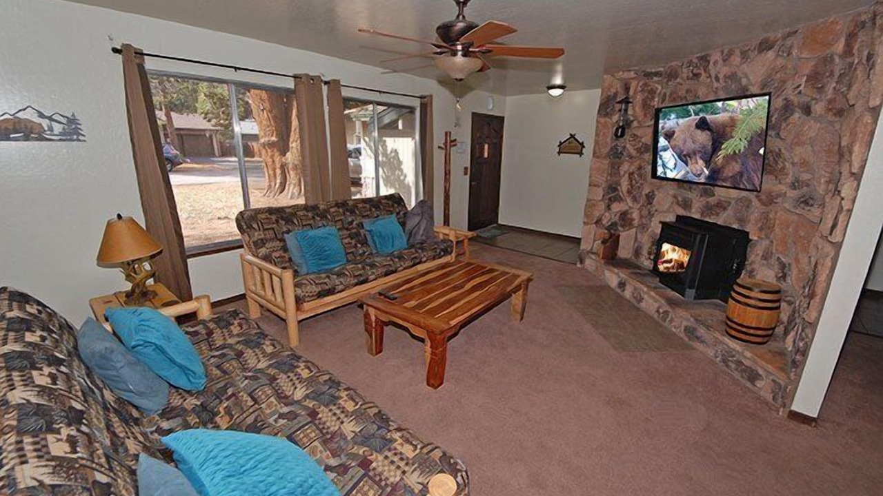 Photo of Livingroom in Tahoe Paradise