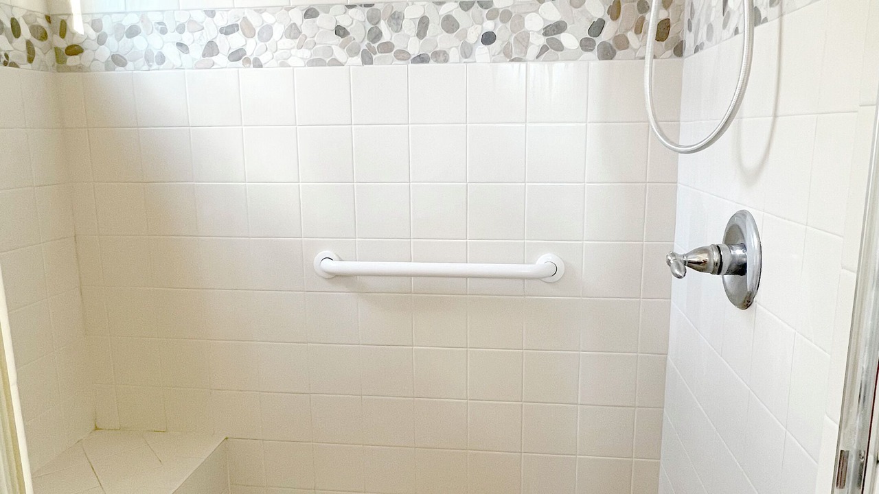 Photo of Bathroom in Araby