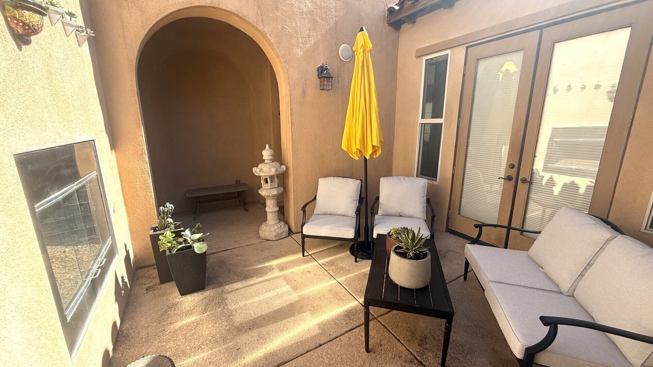 Photo of Patio Balcony in Araby