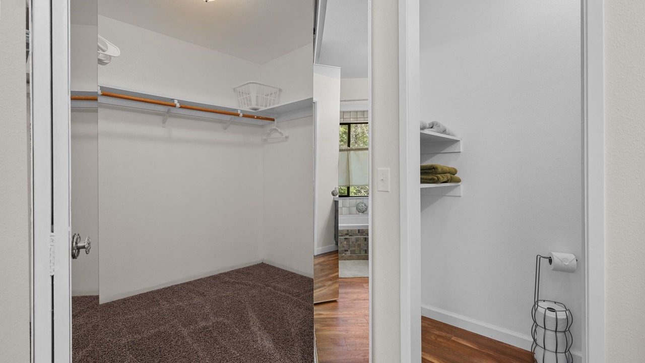 Photo of Bathroom in O'Brien