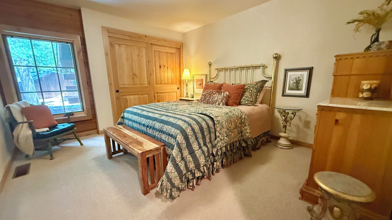 Photo of Bedroom in Truckee