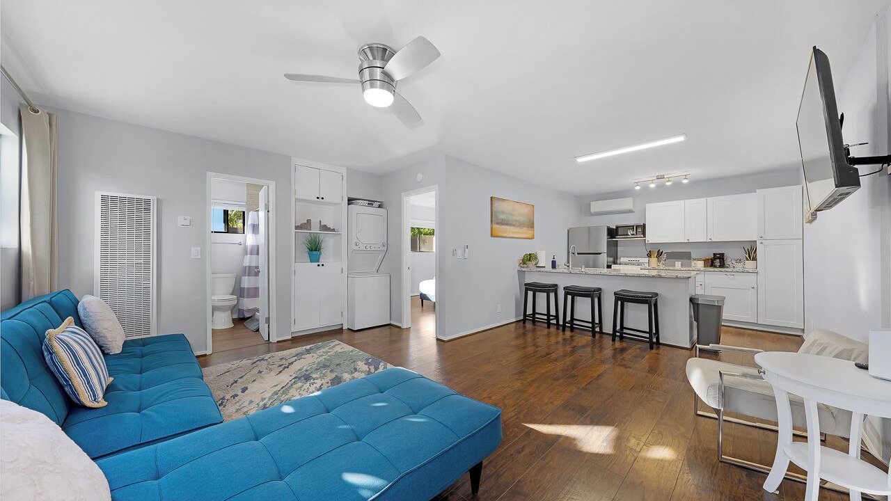 Photo of Livingroom in Sunset Cliffs