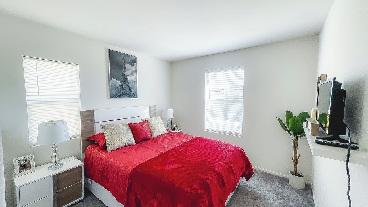 Photo of Bedroom in Victorville
