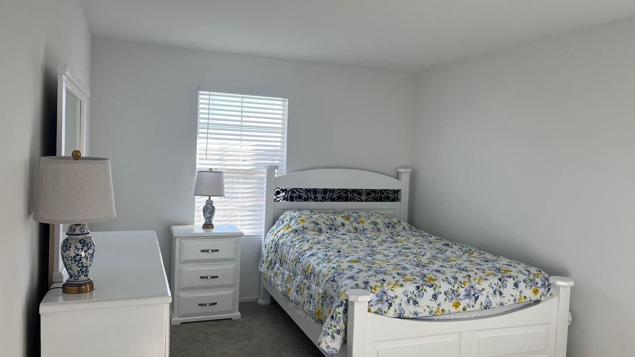 Photo of Bedroom in Victorville
