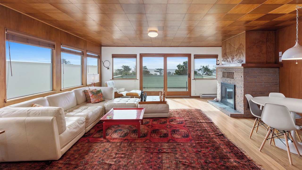 Photo of Livingroom in Stinson Beach
