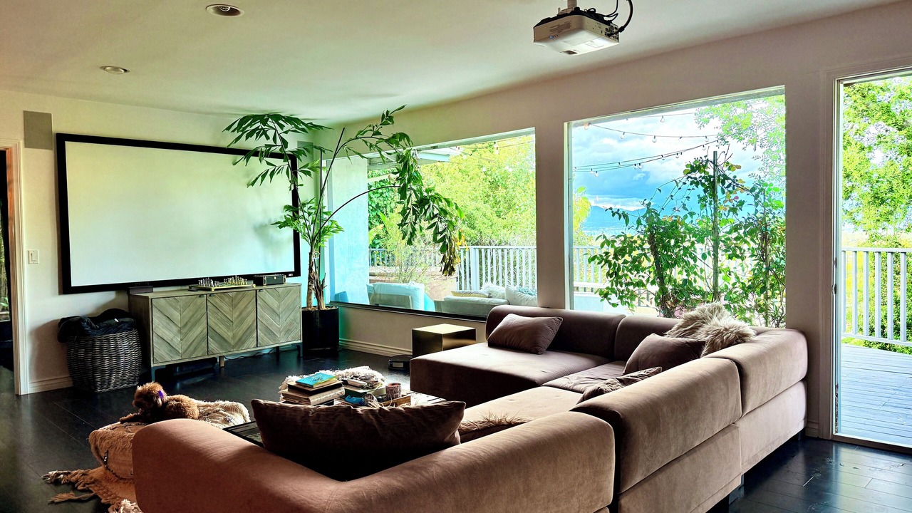 Photo of Livingroom in Sherman Oaks