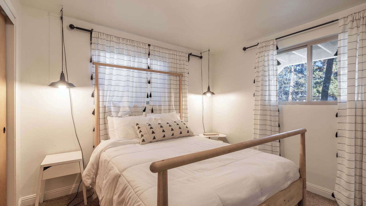 Photo of Bedroom in Peter Pan