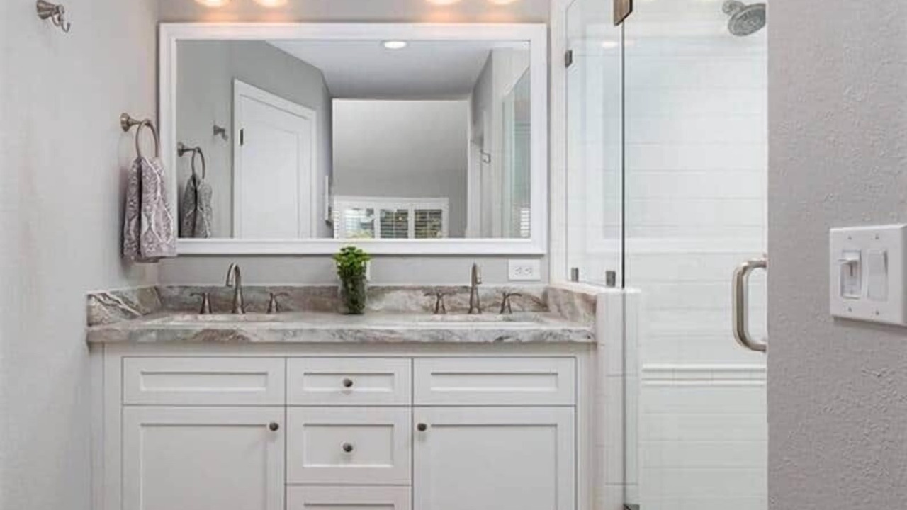 Photo of Bathroom in Solana Beach