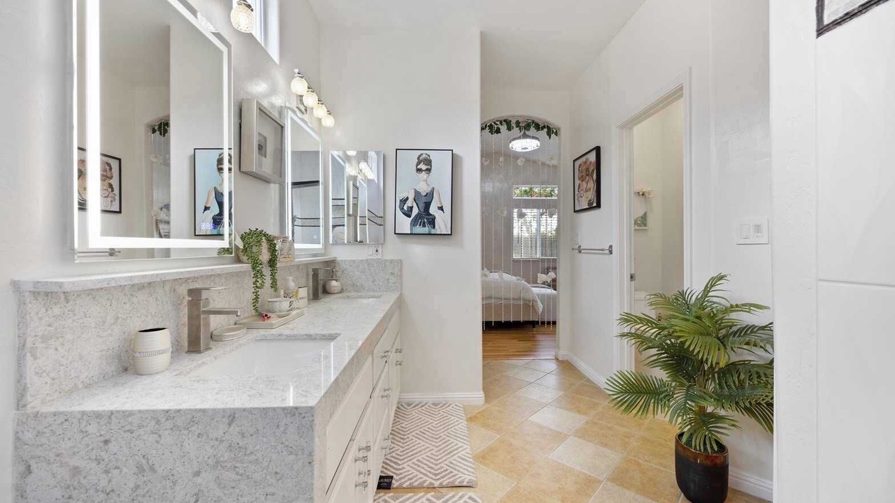 Photo of Bathroom in Greenacres