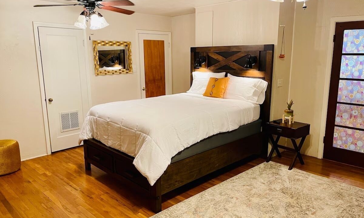 Photo of Bedroom in Redding
