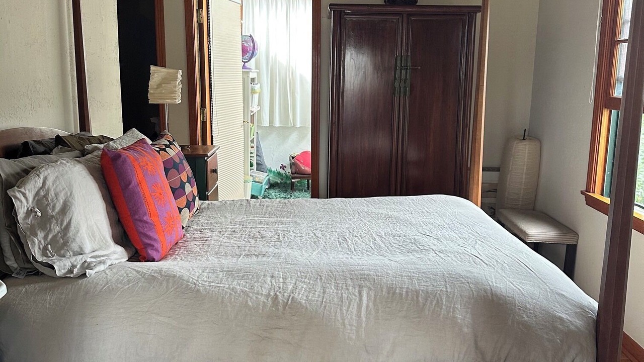 Photo of Bedroom in Pasadena
