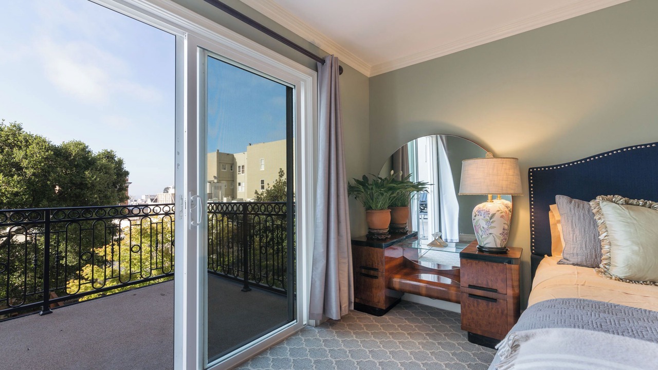 Photo of Bedroom in Pacific Heights