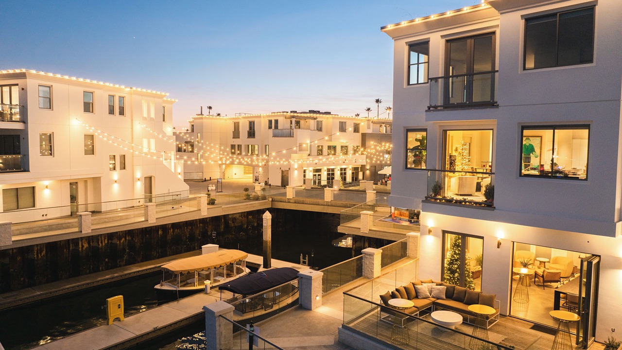 Photo of Patio Balcony in West Newport