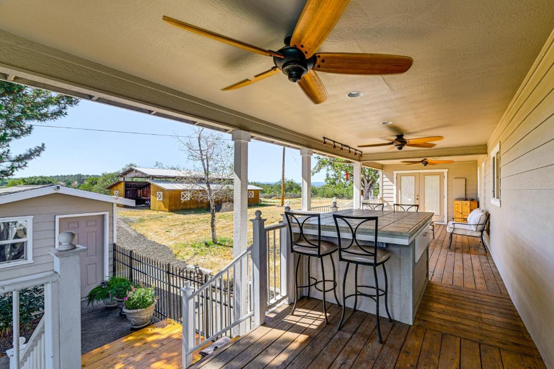 Photo of Patio Balcony in Eagle Point