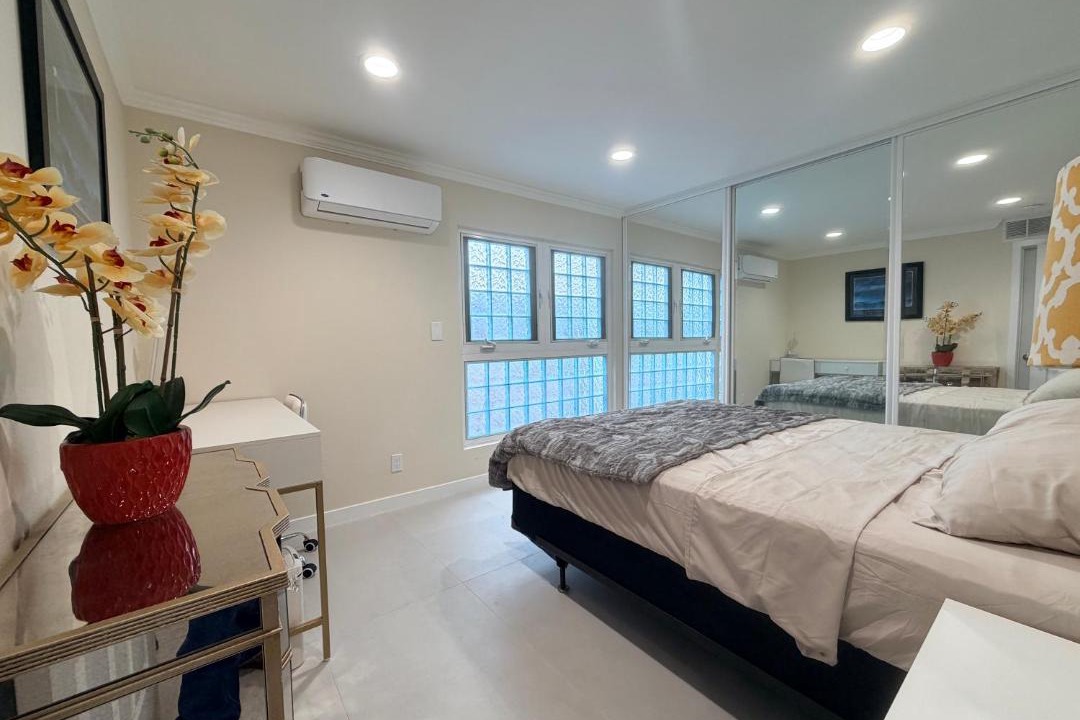 Photo of Bedroom in Sunset Beach
