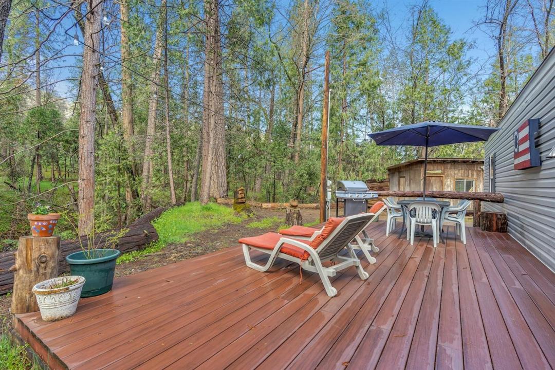 Photo of Others in Oakhurst