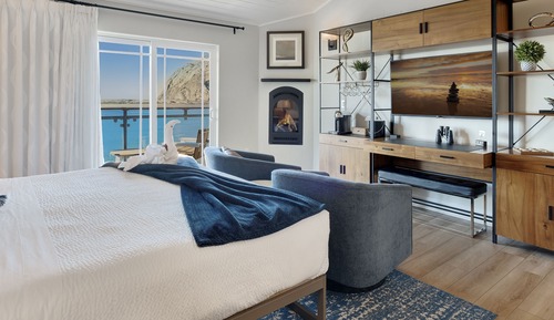 Suite, Accessible, Private Bathroom (q CAPTAIN Oceanfront King)