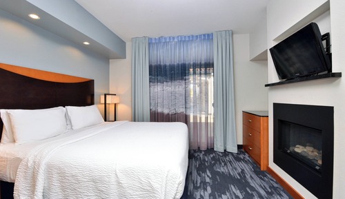 Suite, 1 Bedroom, Bathtub