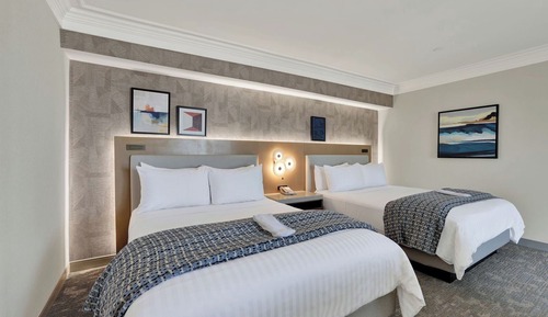 Suite, 2 Queen Beds, Balcony, City View (with Sofabed)