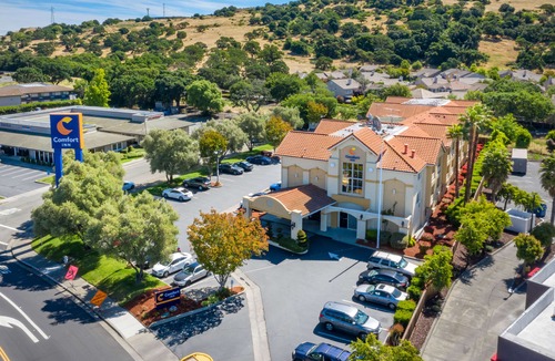 Fairfield Hotel | Comfort Inn Cordelia